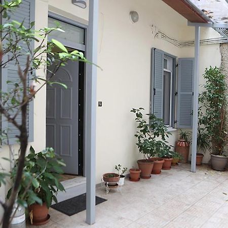 Όμορφο διαμέρισμα σε διατηρητέο κτίσμα στην Αθήνα Εξωτερικό φωτογραφία